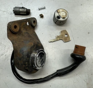 Honda CB350 Lock Set & Key Ignition Switch Fork Lock CL350 CB450 CL450 MT250 - Picture 1 of 5