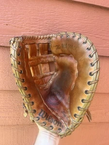 Wilson A9881 13,5" Broken In Big Scoop Softball First Base Mitt Rechtswurf - Bild 1 von 17