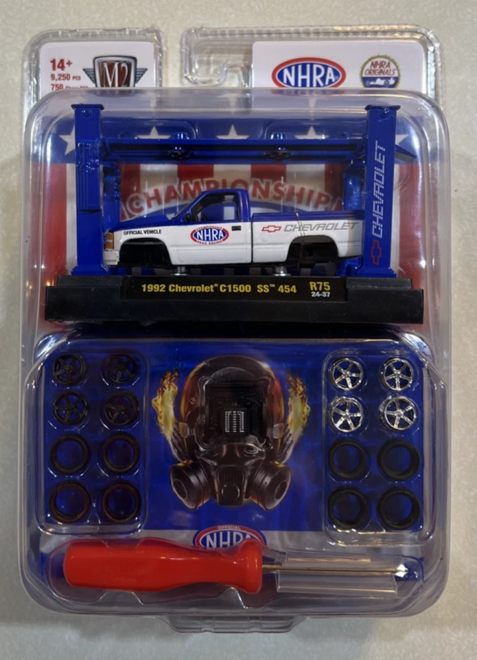 M2 Machines 37000 Chevrolet 1954 3100 Truck R06 Model Kit