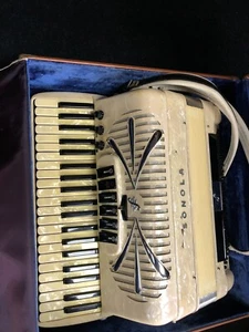 Vintage Akkordeon Sonola AA3 Farbe Elfenbein mit Original Hartschalenkoffer (LOOK) - Bild 1 von 24