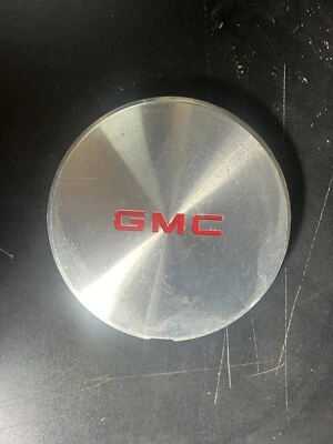 ONE 1990-1992 Geo Prizm # 60143 14" 5 Spoke Aluminum Wheel Center Cap # 94846838 - Изображение 1 из 2