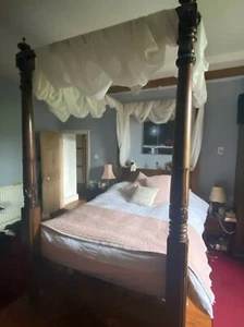 Rare antique four poster bed c.1840 - Picture 1 of 4