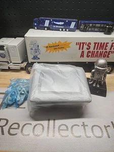 Allen-Bradley PanelView Plus 7 HMI 2711P-T6C21D8S 5,7 pulgadas nuevo sin caja - Imagen 1 de 3