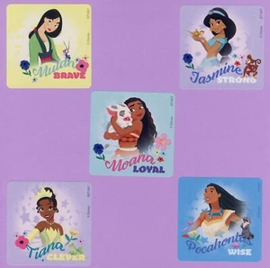 10 Tratti Principesse Disney - Adesivi Grandi - Gelsomino, Moana, Mulan, Tiana - Foto 1 di 1