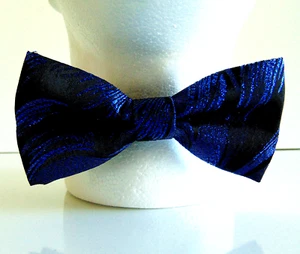 Bow Tie Men's Adjustable Clip Neckband Black Blue Floral Formal Unbranded NWOT - Picture 1 of 5