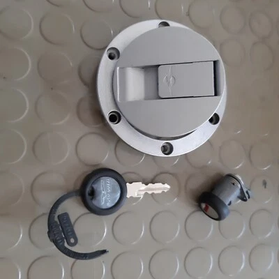 MOTO GUZZI BREVA 750CC KIT SERRATURE GU32736811-GU32736810 NO BLOCC AVVIAMENTO Foto 1 de 2