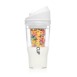 The CrunchCup XL - Ein tragbarer Müslischale - weiß - Bild 1 von 4