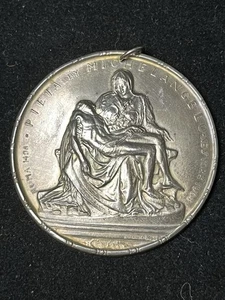 Sterling Silver 'Pieta By Michelangelo' 1964 Towle Medallic Art Medallion - Picture 1 of 2