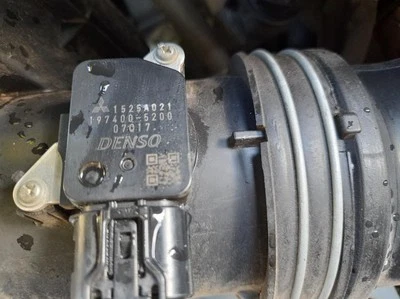 MITSUBISHI OUTLANDER ZJ-ZL 10/2012-07/2021 AIR FLOW METER 2.2 DIESEL 63596 - image 1 of 4