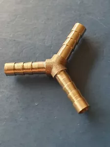 Suzuki GT250 GT500 Brass Fuel Splitter Y Tee T Piece 8mm A1 MadMopeds - Picture 1 of 7