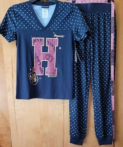 Harry Potter juniors 2-Piece short Sleeve Pajama Set medium Hogwarts - Picture 1 of 8