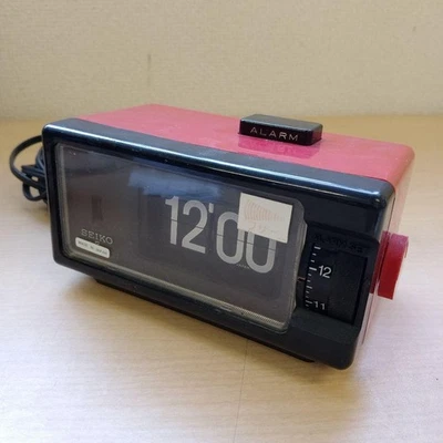 Reloj abatible vintage seiko rojo negro con alarma retro sobremesa probado en Japón funcionando Foto 1 de 4