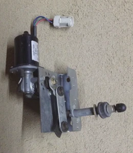 SPRAGUE E-005-430 CONJUNTO DE MOTOR LIMPIAPARABRISAS 12V CON SOPORTE DE CONEXIÓN E-008-074 AUTOBÚS - Imagen 1 de 5