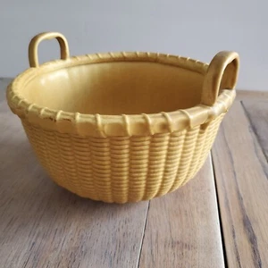 George Davis Bennington Ceramic Nantucket Lightship Apple Basket 1985 Pottery - Picture 1 of 7