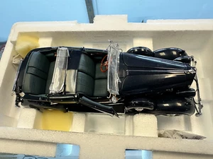 1936 PACKARD TWELVE SPORT PHAETON 1:24 BLACK GREEN TAN W/BOX DANBURY MINT COA - Picture 1 of 7