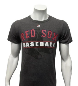 T-shirt Majestic MLB Boston Red Sox TRIPLE PEAK grigia manica corta grafica piccola - Foto 1 di 7