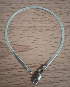 Vtg 925 Italian Italy Sterling Silver 2.5mm Herringbone Bracelet 8 3/8 inches - Picture 1 of 5
