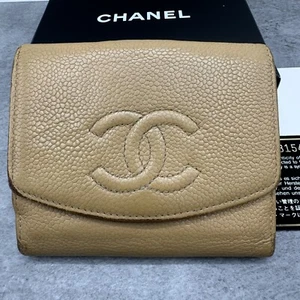 CHANEL Caviar Skin CC Logo Bi fold Leather Compact Wallet Beige Authenticity - Picture 1 of 24