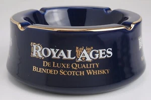 Bandeja de ceniza de cerámica de whisky escocés Wade PDM Inglaterra Royal Ages borde dorado azul real - Imagen 1 de 4