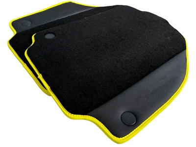 Alfombrillas negras para Ferrari 488 Spider alfombrillas con cuero negro amarillo Foto 1 de 4