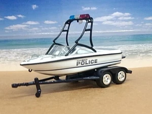 1:64 Scale Miami Beach Police Boat with Trailer Limited Edition Diorama - Picture 1 of 4