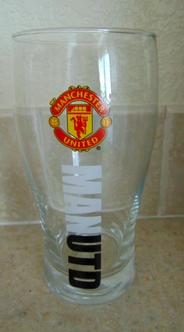 MANCHESTER UNITED/Tall Slim Beer Glass/Pint-16 oz-2 fluid cups/Official Product Cover