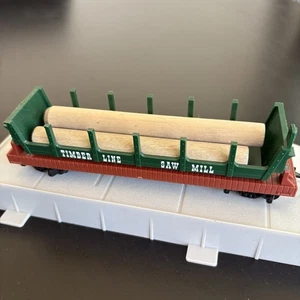 Tyco HO Timber Line Sägewerk 40’ Werbung Werbetafel Mulde Blockwagen Zugwagen - Bild 1 von 15