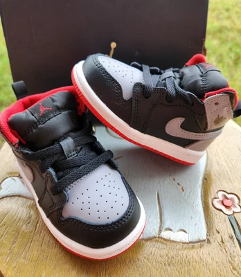Jordan Retro 1 Mid "Bred Shadow" Niño 6C Foto 1 de 4