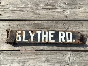 BLYTHE RD - VINTAGE LOS ANGELES PORCELAIN STREET SIGN LA CANADA FLINTRIDGE CA - Picture 1 of 8