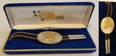 MONTANA PLATEROS ~ Corbata Bolo "P" INICIAL Personalizada ~ Placa de Plata y Oro con CUERO Foto 1 de 4