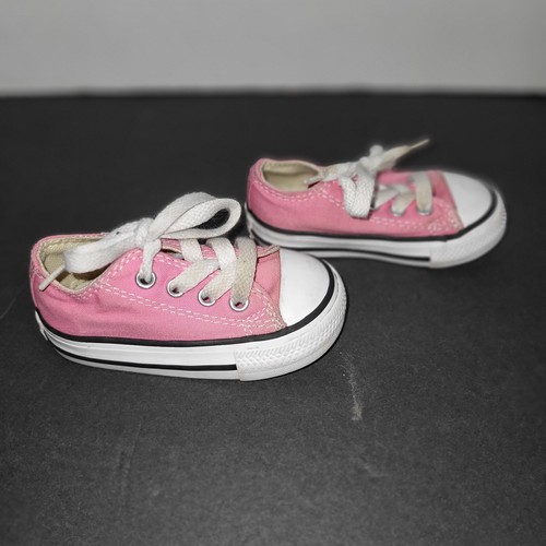 Scarpe da ginnastica rosa Converse All Star per ragazze taglia 4 stringate usate delicatamente