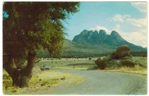 Postcard Color Photo West Texas Sawtooth Mountain Davis Mtns Old Car USA Seller - Picture 1 of 2