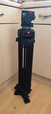 Manfrotto 525MVB tripod legs with 503HDV fluid head incl. Manfrotto Bag (Red) - Image 1 of 4
