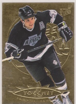 1995-96 Fleer Ultra Rick Tocchet Gold Medallion Card #79 Rare Parallel Insert - Image 1 of 2