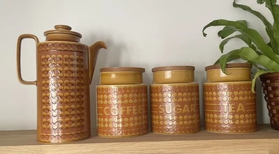 Vintage Hornsea Saffron Coffee Pot & Coffee, Sugar, Tea Storage Jars 1970s Retro - Image 1 of 4