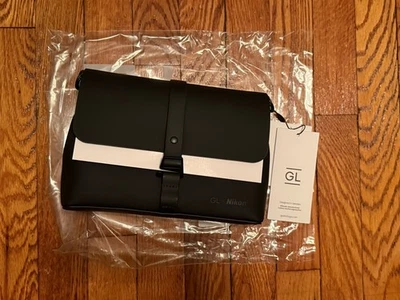 New NIB Gaston Luga GL x Nikon Splash Crossbody Travel Camera Bag Black Unisex - Image 1 of 3