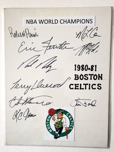 Cartel de 9 campeones mundiales de la NBA firmado por el equipo Boston Celtics 1980-81 McHale, Maxwell - Imagen 1 de 8