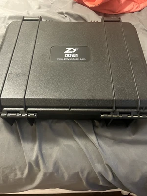 Zhiyun Crane-2S 3 axis Gimbal Handheld Black  - Image 1 of 2