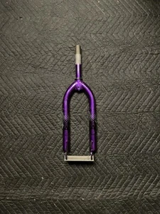Kent 1” x 6” Threaded 20” Bicycle Fork (Purple/Black/Silver w/ Green Logo) - Picture 1 of 3