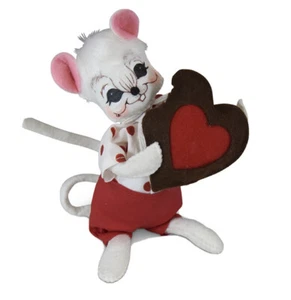 ANNALEE VALENTINE'S DAY "MOUSE WITH CHOCOLATE HEART" 6" #110720 NWT - Picture 1 of 1