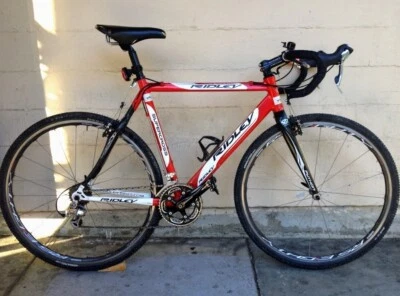 Bicicleta de carretera Ridley Supercross 56 cm roja/blanca/fibra de carbono 12 velocidades Foto 1 de 4