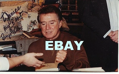REGIS PHILBIN signed 3 1/2 x 6 photo Cover