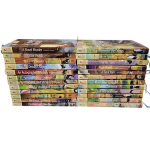 Secrets of the Castleton Manor Library Complete Set 24 Books Harcover Mystery - Imagen 1 de 9