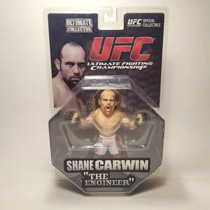 Round 5 UFC Ultimate Collector SHANE CARWIN Figure Octagon 2011 - Bild 1 von 6