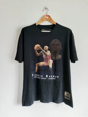 Vintage Dennis Rodman 2000s t-shirt Basketball NBA Chicago Bulls Cover