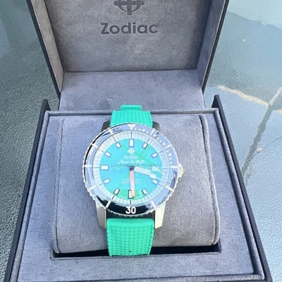 NUEVO Reloj Hombre Green Zodiac Super Sea Wolf Compresión Automático Espuma de Mar ZO9305  Foto 1 de 4