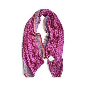 Bufanda envolvente de seda floral bohemia XXL Matta Traders - Imagen 1 de 7