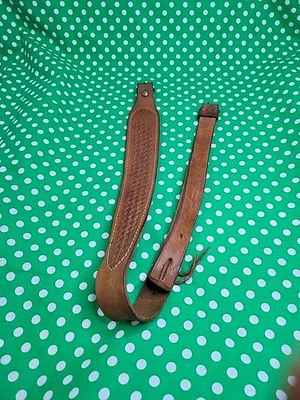 VINTAGE UNCLE MIKES WHITE STITCHED TOOLED WEAVE LEATHER RIFLE SLING SUEDE BACK - Image 1 of 4