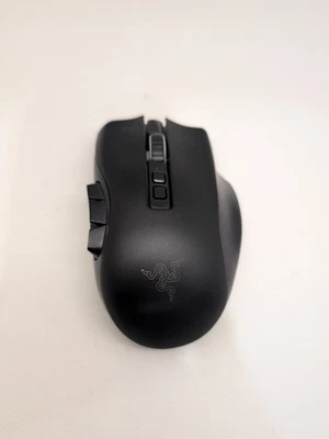 Razer Naga Pro Wireless Gaming Mouse Tested But No Dongle/Cable  - Image 1 of 4