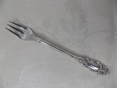 TOWLE GRAND DUCHESS STERLING SILVER COCKTAIL FORK 5 7/8" NO MONOGRAM - Image 1 of 3